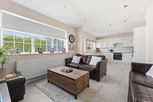 Photo 21- click for photo gallery